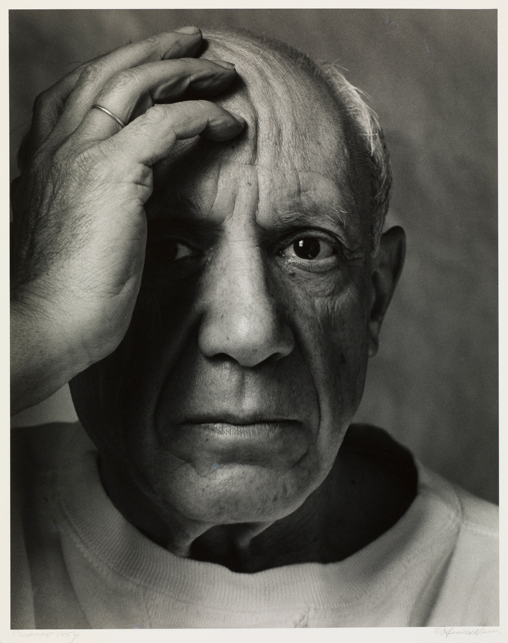Utställningen I Picassos öga invigs den 8 oktober i Konsthallen på Bohusläns museum. Foto: Arnold Newman 