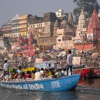 tourhub | Agora Voyages | Spiritual Tour (2 Jyotirlinga, Monasteries & Holy Ghats) 