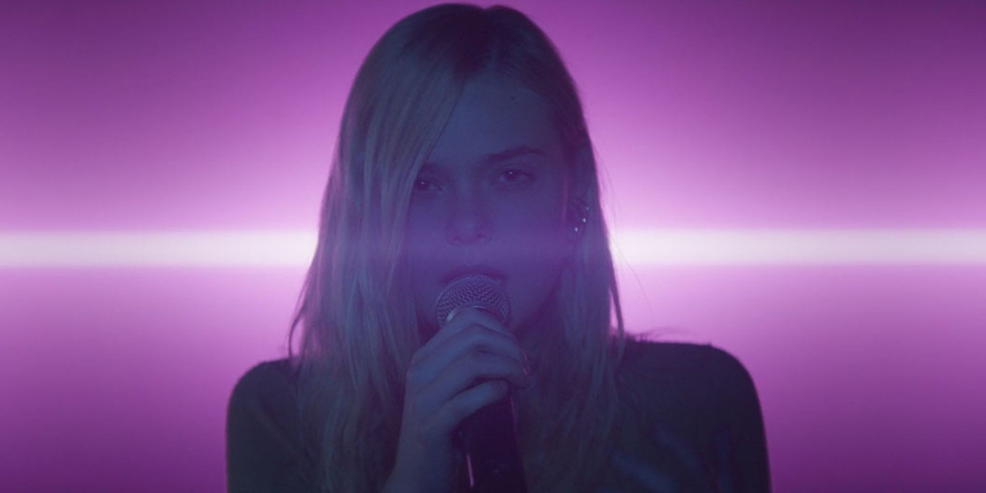 Elle Fanning covers 'Lights' by Ellie Goulding in new trailer for Teen Spirit – watch 