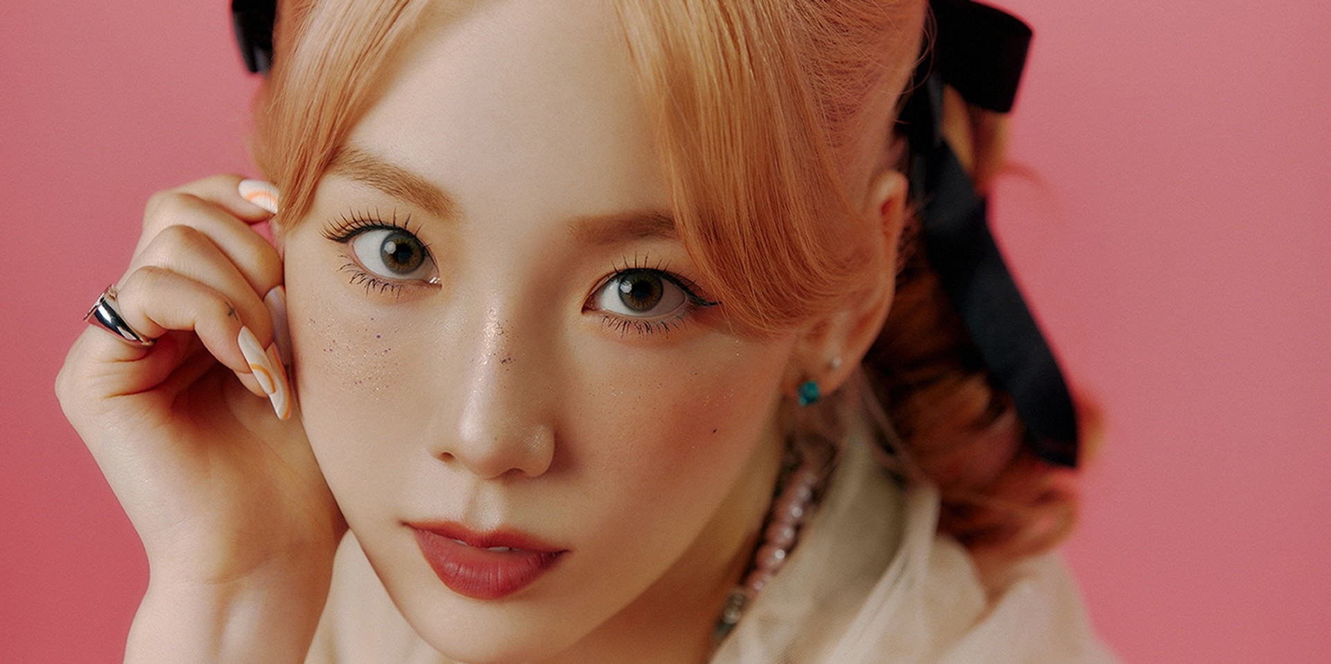 Girls' Generation's Taeyeon welcomes the 'Weekend' in new single — listen