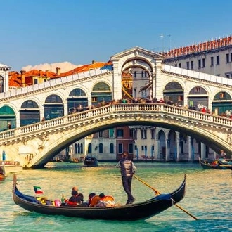 tourhub | On The Go Tours | Gondolas, Lakes & Split - 9 Days 