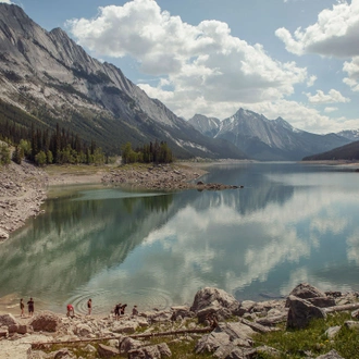 tourhub | G Adventures | Canadian Rockies Encompassed 