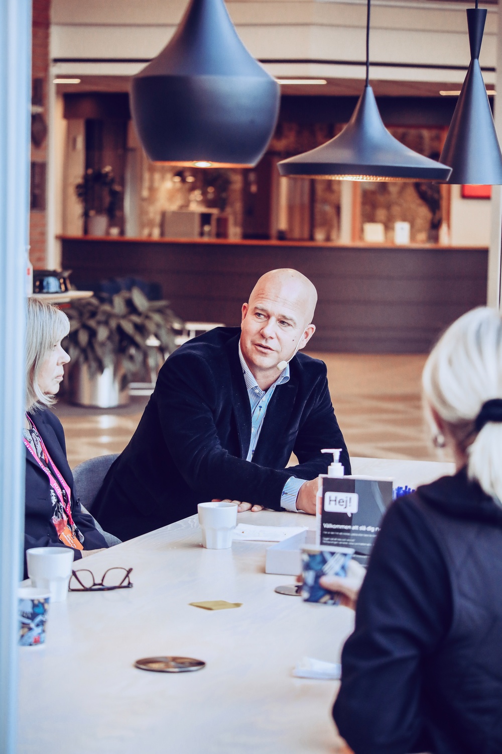 Johan Kerstell, Global HR Direktör på Sandvik, under FeMale Leaders mingel.