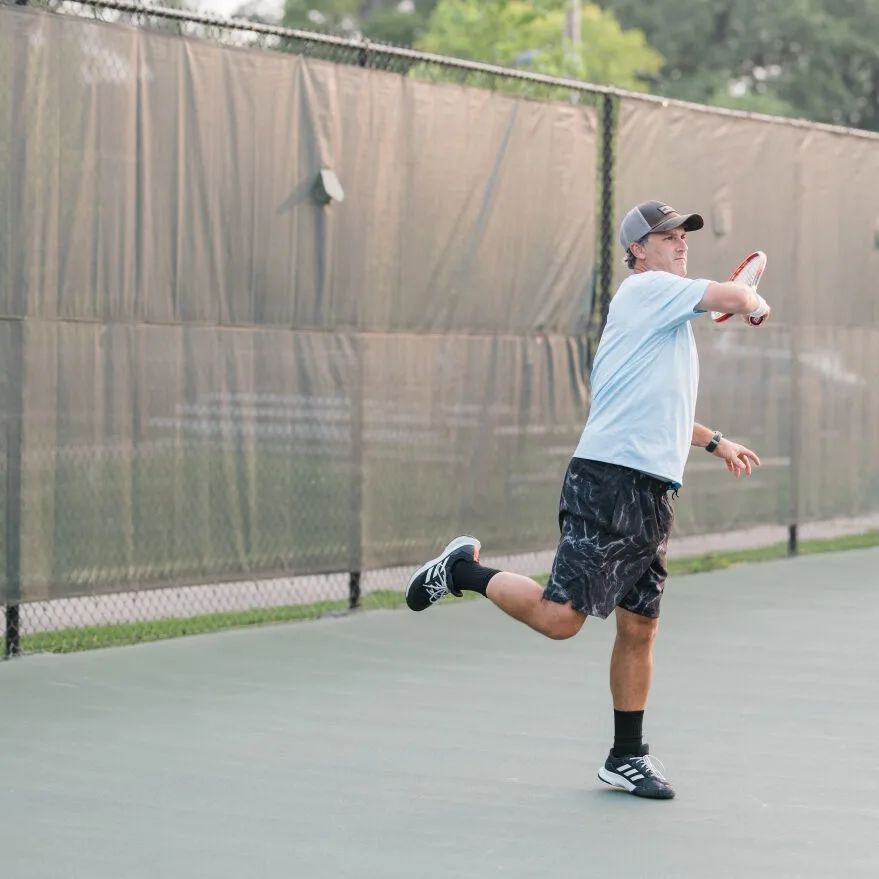 Todd S. teaches tennis lessons in Evanston, IL