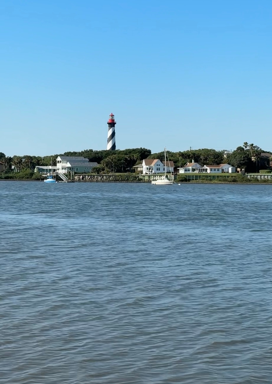 Lighthouse Evening Clear Kayak Tour