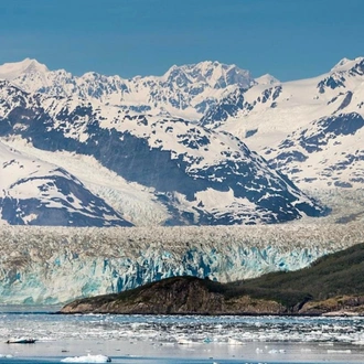 tourhub | Tours of Distinction | Discover Alaska by Land & Cruise 