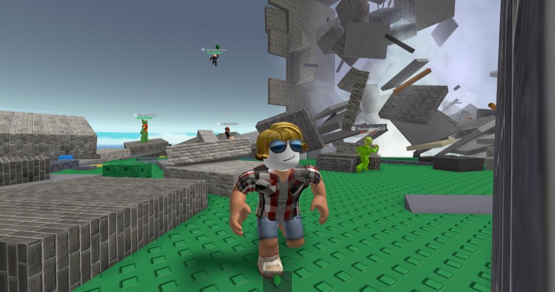 Build to survive the disasters in roblox