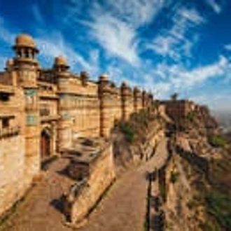 tourhub | Wild Frontiers | India: Across The Ganges To Varanasi 