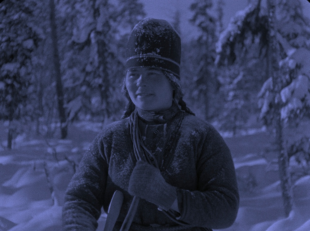 Med ackja och ren i Inka Läntas vinterland (1926). © AB Svensk Filmindustri