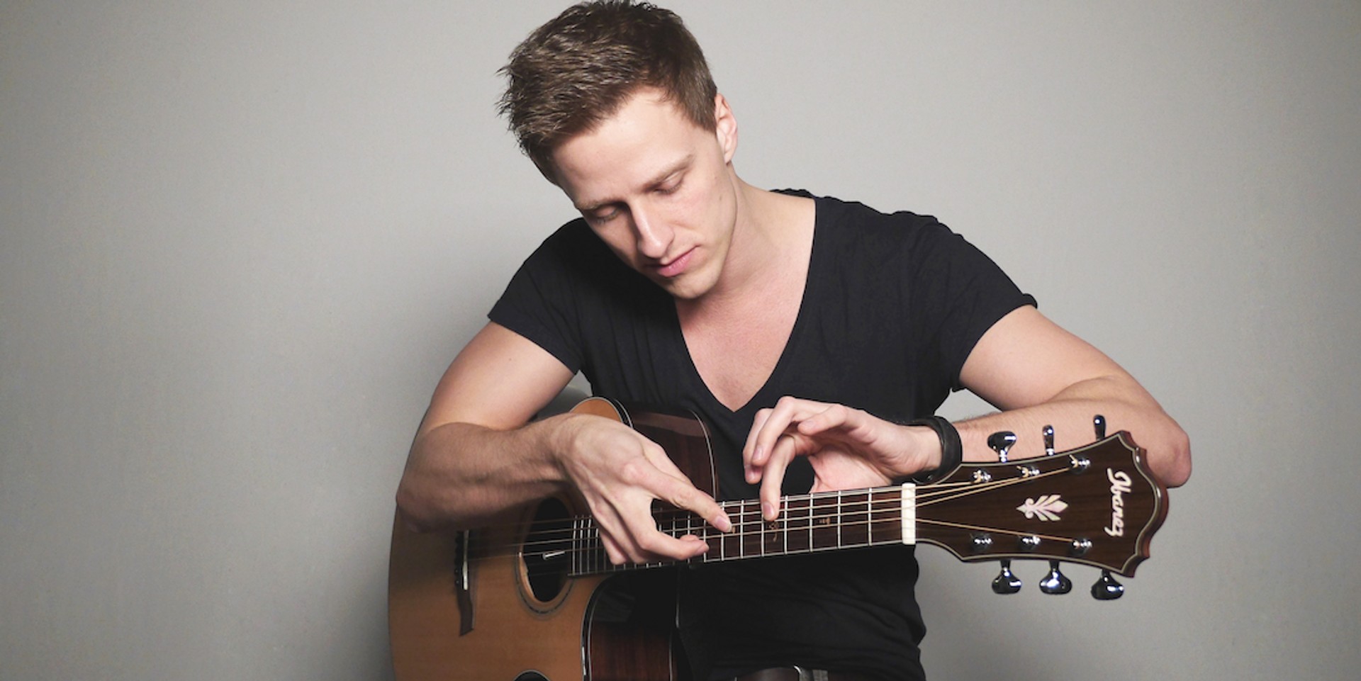 German fingerstyle guitarist Tobias Rauscher to host acoustic guitar masterclass in Singapore