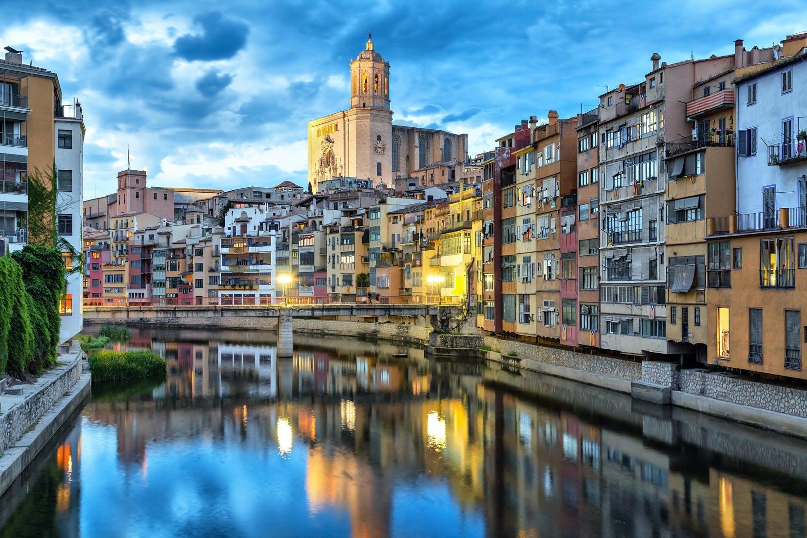 Girona by Night Free Tour