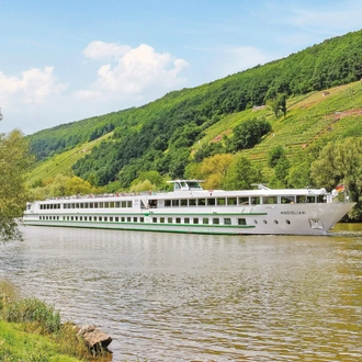 tourhub | CroisiEurope Cruises | The beautiful blue Danube from Passau to Budapest (port-to-port cruise) 