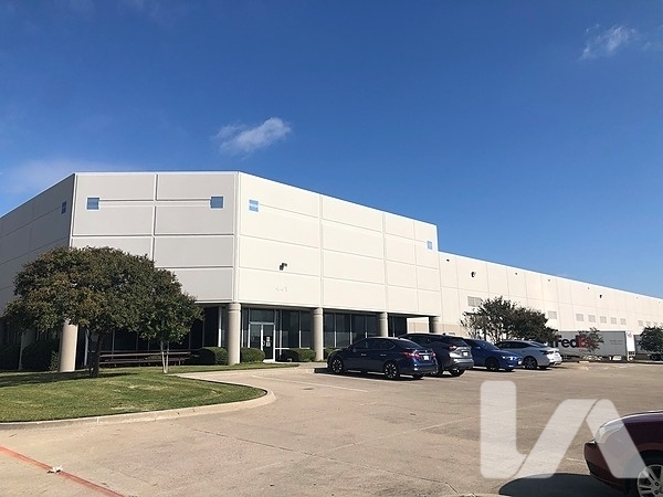 Industrial Space for Lease - 401-441 Railhead Rd, Fort Worth, TX, 76106