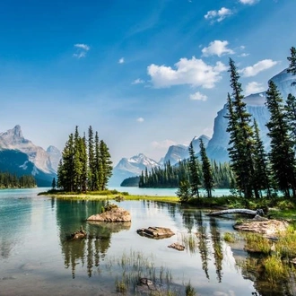 tourhub | Omega Tours | Splendours of Western Canada - Mountain Coastal Explorer 