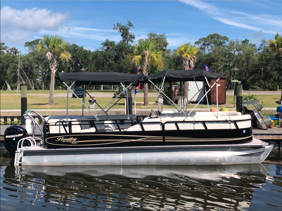 Pontoon Boat Rental up to 10 passengers