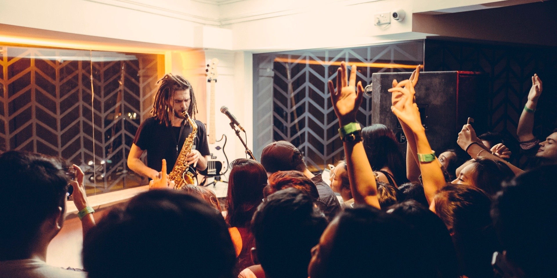 PHOTO GALLERY: French Kiwi Juice thrills The Powder Room with a multi-instrumental set
