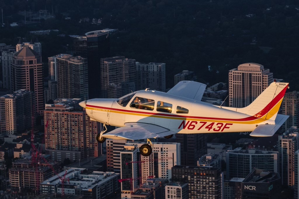 50 Minute Lake Lanier Flight for 3 in Piper Cherokee