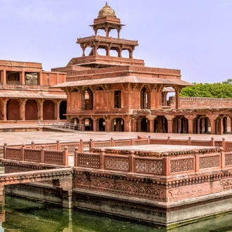 tourhub | Chuttibaaz.com | GOLDEN TRIANGLE OF INDIA - DELHI / AGRA / JAIPUR (With 5* Hotels) 