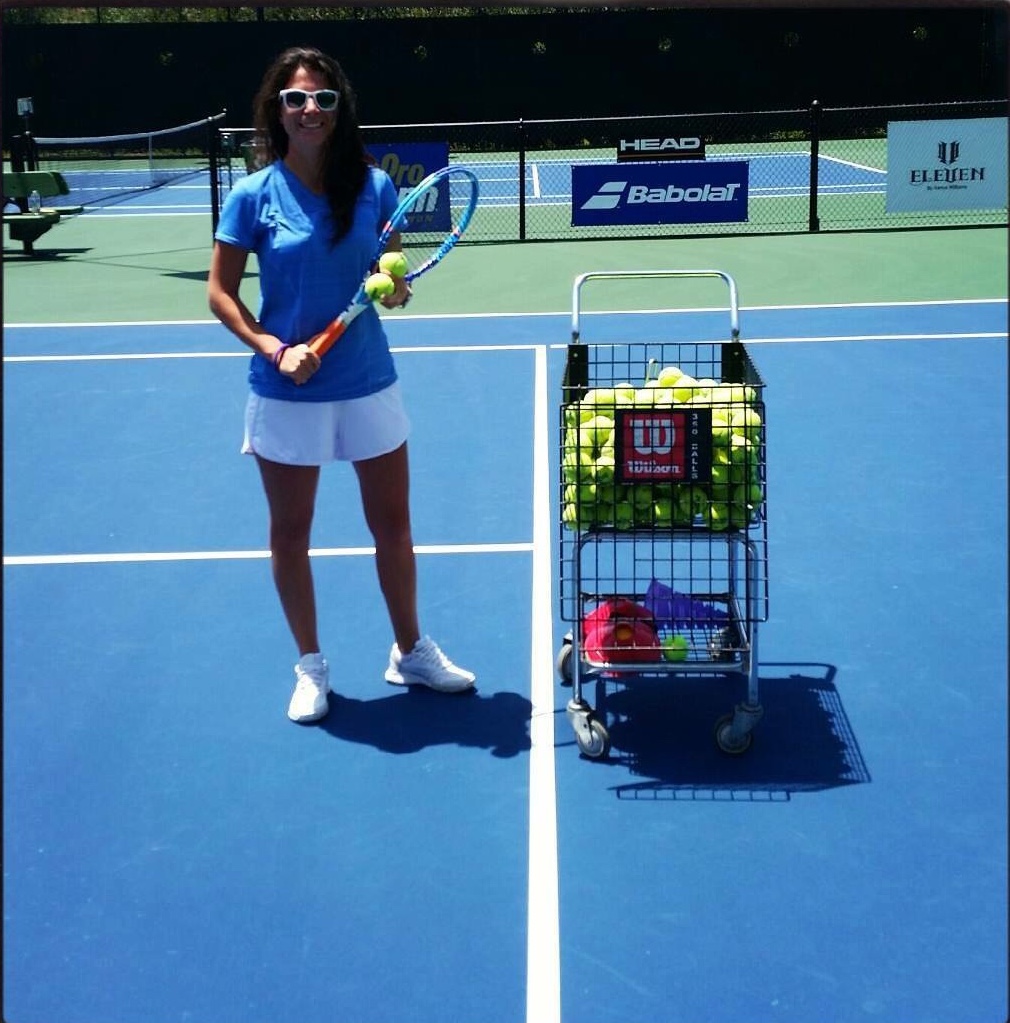 Tanya L. teaches tennis lessons in Saint Petersburg, FL