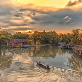 tourhub | Encounters Travel | Kerala Backwaters & Hillstations 
