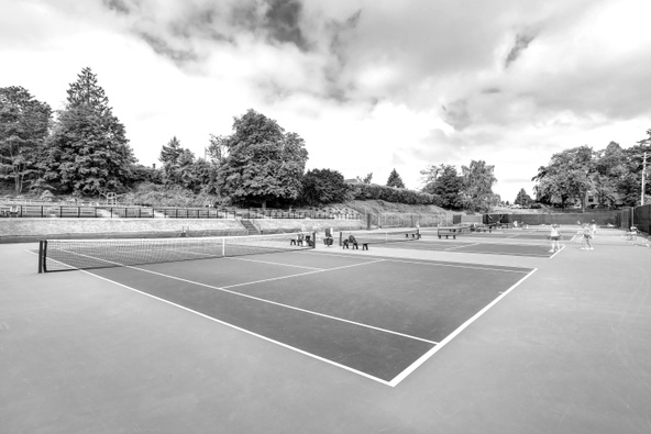 Picture of a tennis or pickleball court
