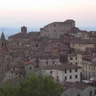 tourhub | UTracks | St Francis Way: Chiusi to Città di Castello 