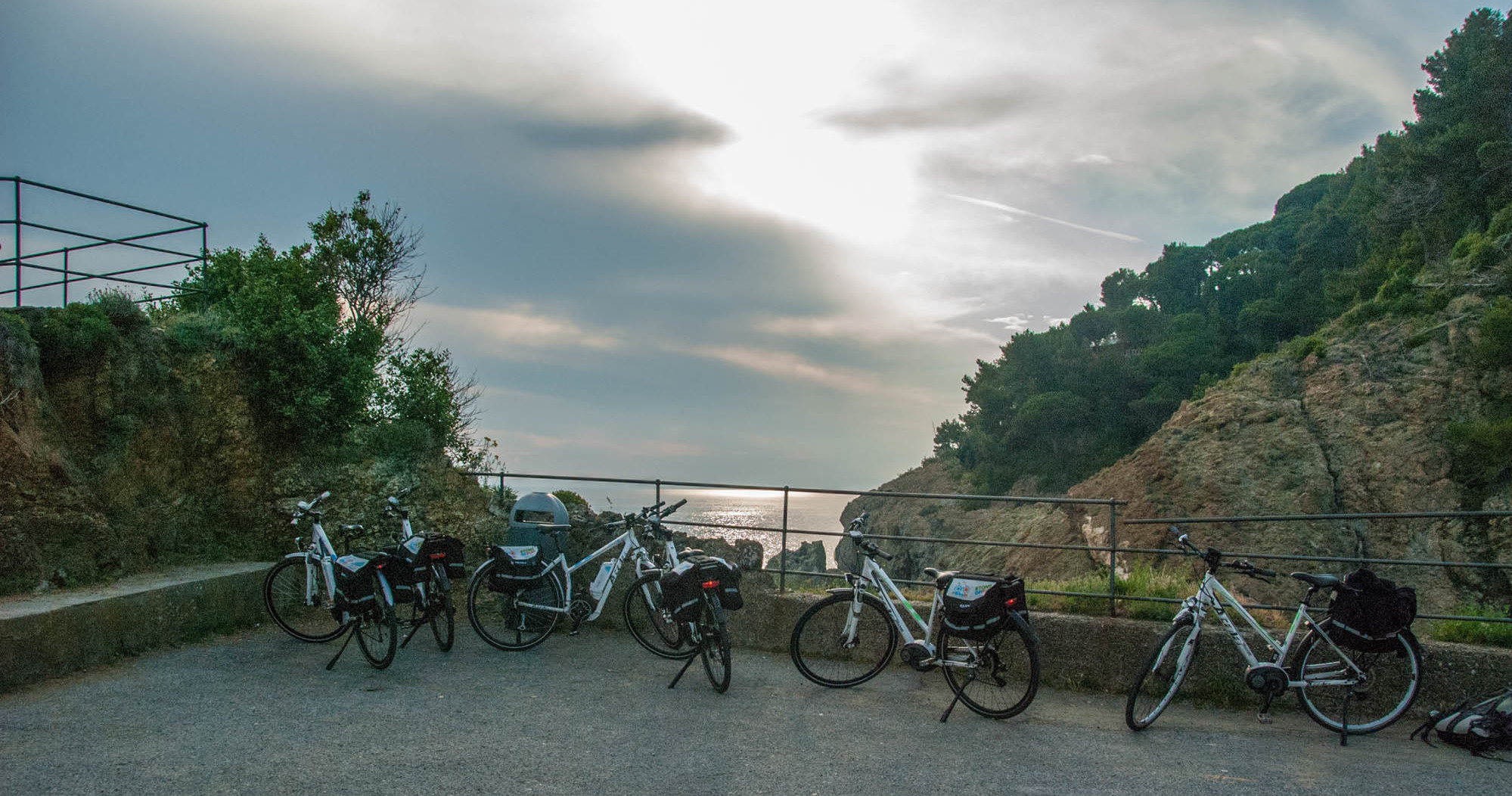 Tour in E-Bike da Levanto alle Cinque Terre e loro Santuari in Semi-Privato - Alloggi in Levanto