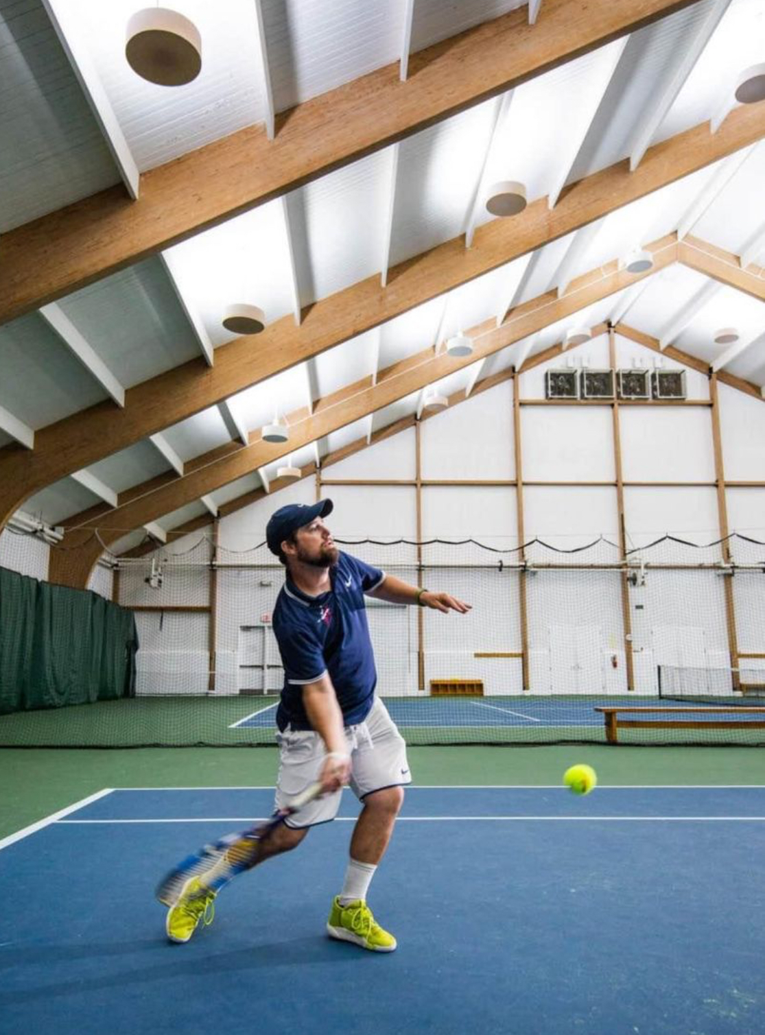 Jason M. teaches tennis lessons in Beaverton , OR