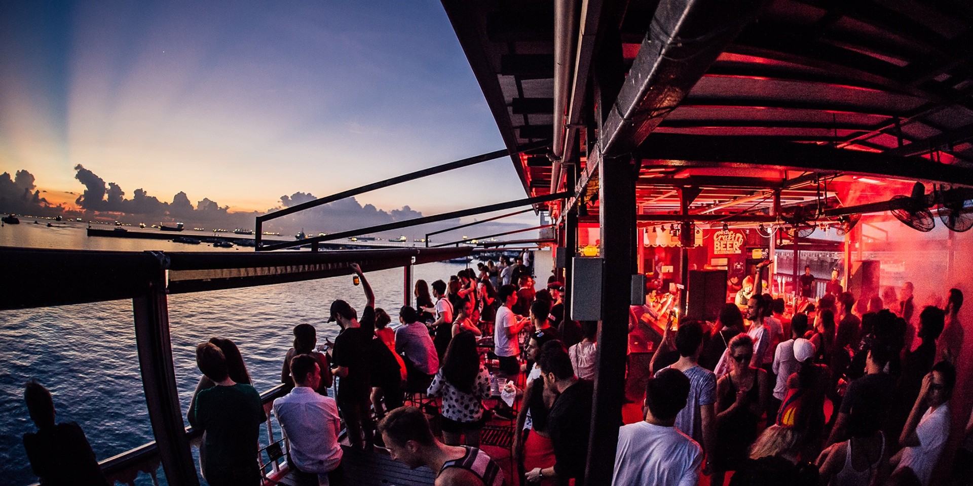 We're bringing back our overnight techno and house party on the Bandwagon Riverboat