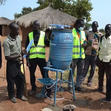 CECI Uganda installing touchless hand washing facilities in public places for CVOD-19 protection in Bidibidi refugee settlement with support from OXFAM in Uganda