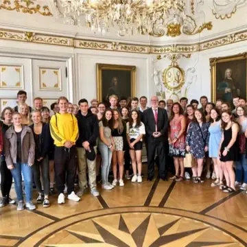 Arlington students visiting the Aachen Town Hall in 2018