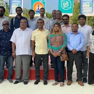 Executive Director's participation at the inauguration of glass water bottle in K. Maafushi as part of Handy Industries’ GOGREEN Project. President Mohamed Nasheed (Anni) inaugurated the event