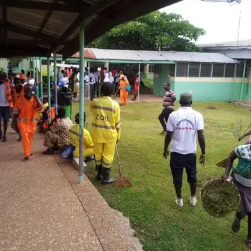 Clean up exercise at the Hohoe Hospital