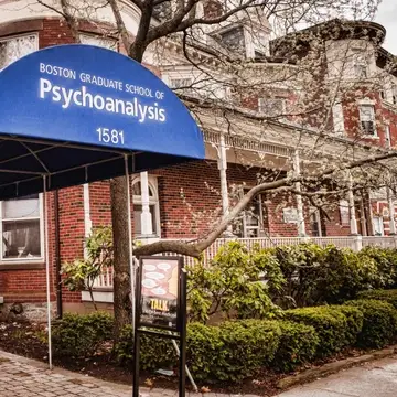 Boston Graduate School of Psychoanalysis offers graduate degrees in Mental Health Counseling, Psychoanalysis, and Society and Cultural Studies