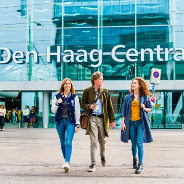 Leiden and The Hague are only 10 minutes apart by train.  But students will normally live and study in one city or the other.
