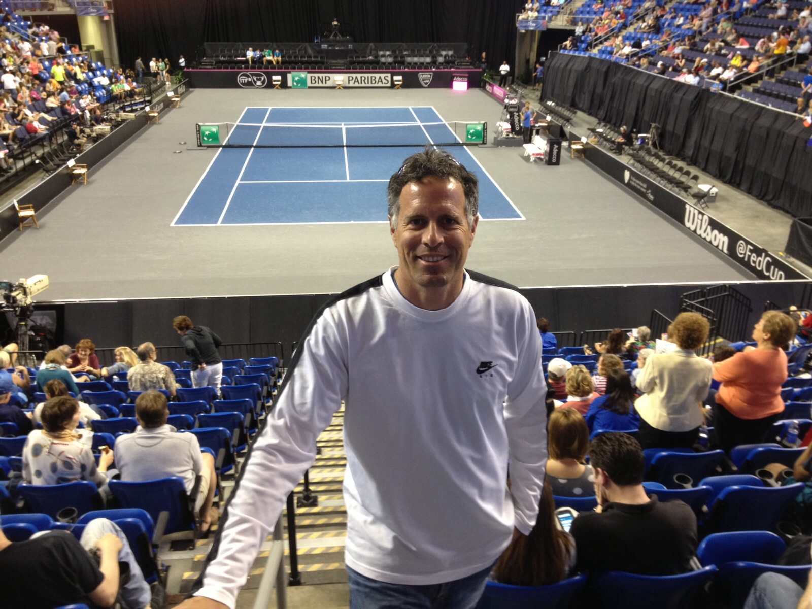 Ted B. teaches tennis lessons in Leawood, KS