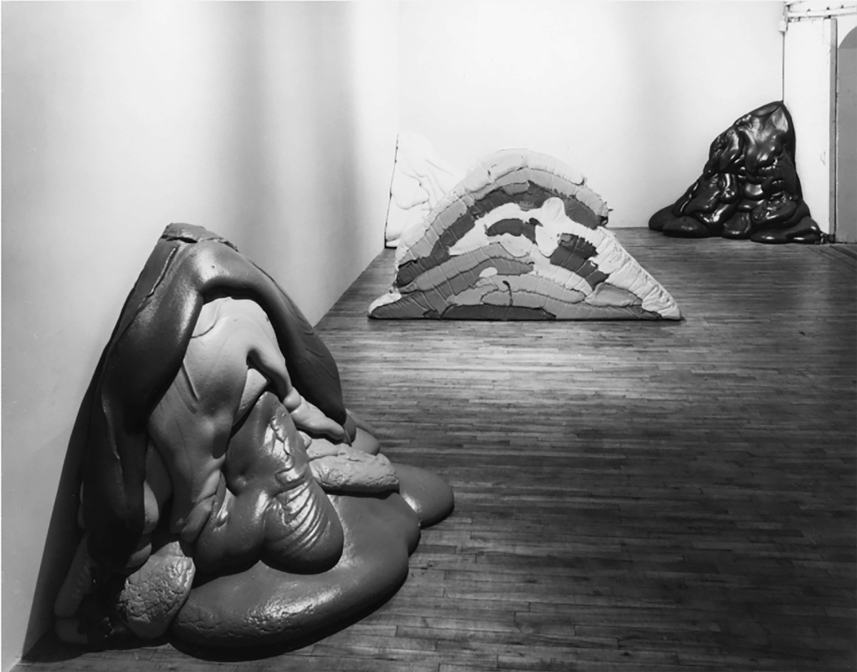 Black and white photo of three Lynda Benglis sculptures on view at Paula Cooper Gallery