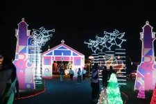 Thumbnail: The Country's Largest Christmas Lights Park Set to Open in Taguig