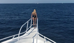 Hedgefonds-Manager mit Bikinibildern auf Instagram eröffnet Büro in London