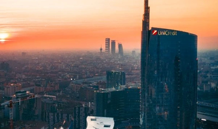 Banks in Milan prepare to close trading floors if necessary