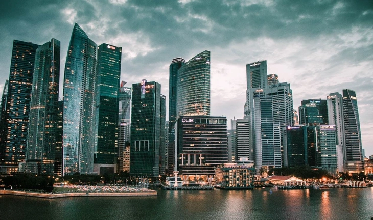 Fintech with generous holiday allowance fuels talent war in Singapore