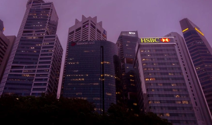 Gros salaires et bonus chez HSBC même en période de réduction de coûts