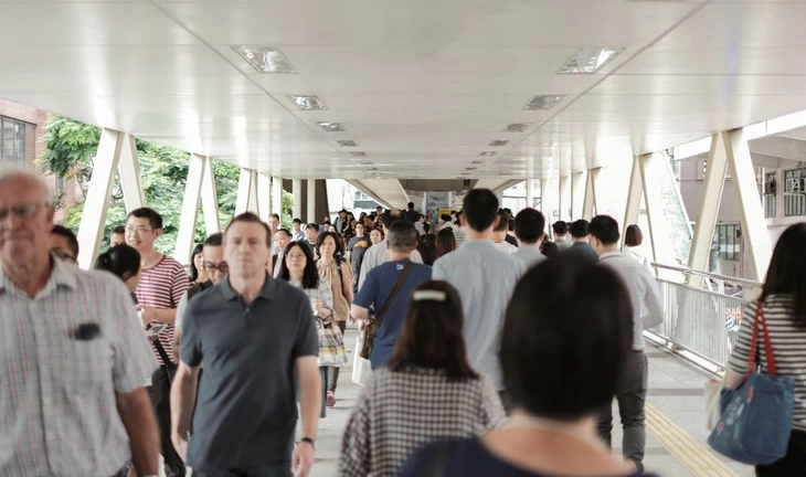More expat bankers are considering leaving Hong Kong