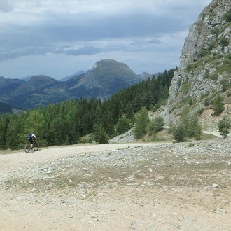 tourhub | Undiscovered Mountains | Alps to Provence E-mountain Bike Tour 