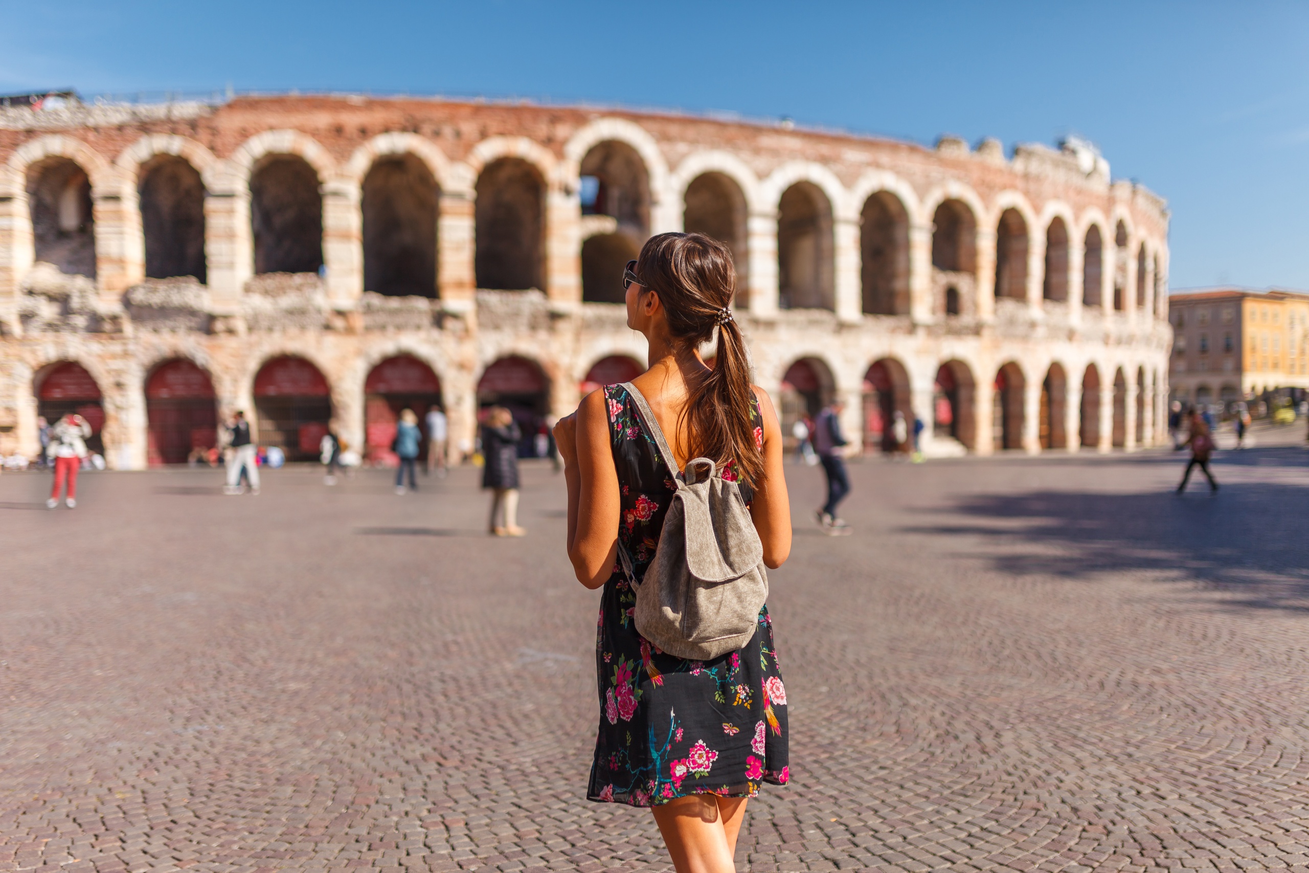 1-Day Tour to Verona from Venice in Train: Piazza Delle Erbe, Porta Dei Borsari, or the Verona Arena