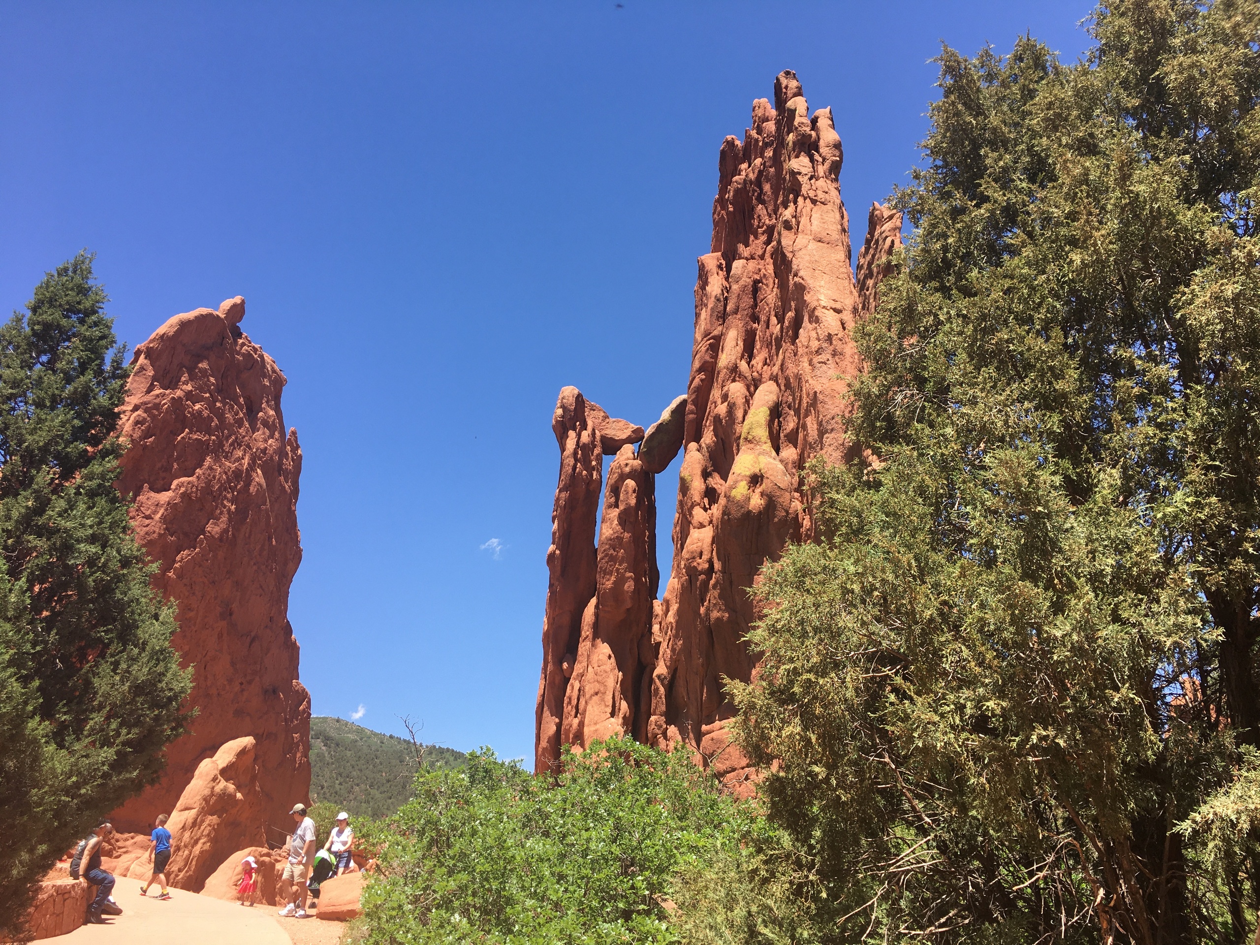 Garden of the Gods Walking Tour image 7