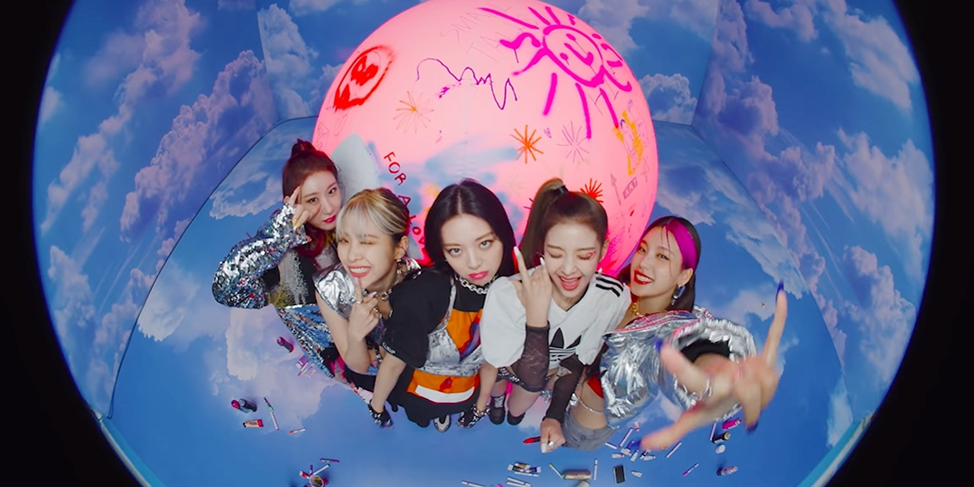 ITZY unveil new 'SWIPE' music video – watch