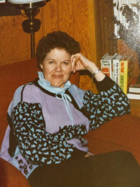 Kathleen Harr Profile Photo