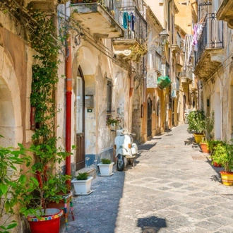 tourhub | Tui Italia | Discovering Taormina 