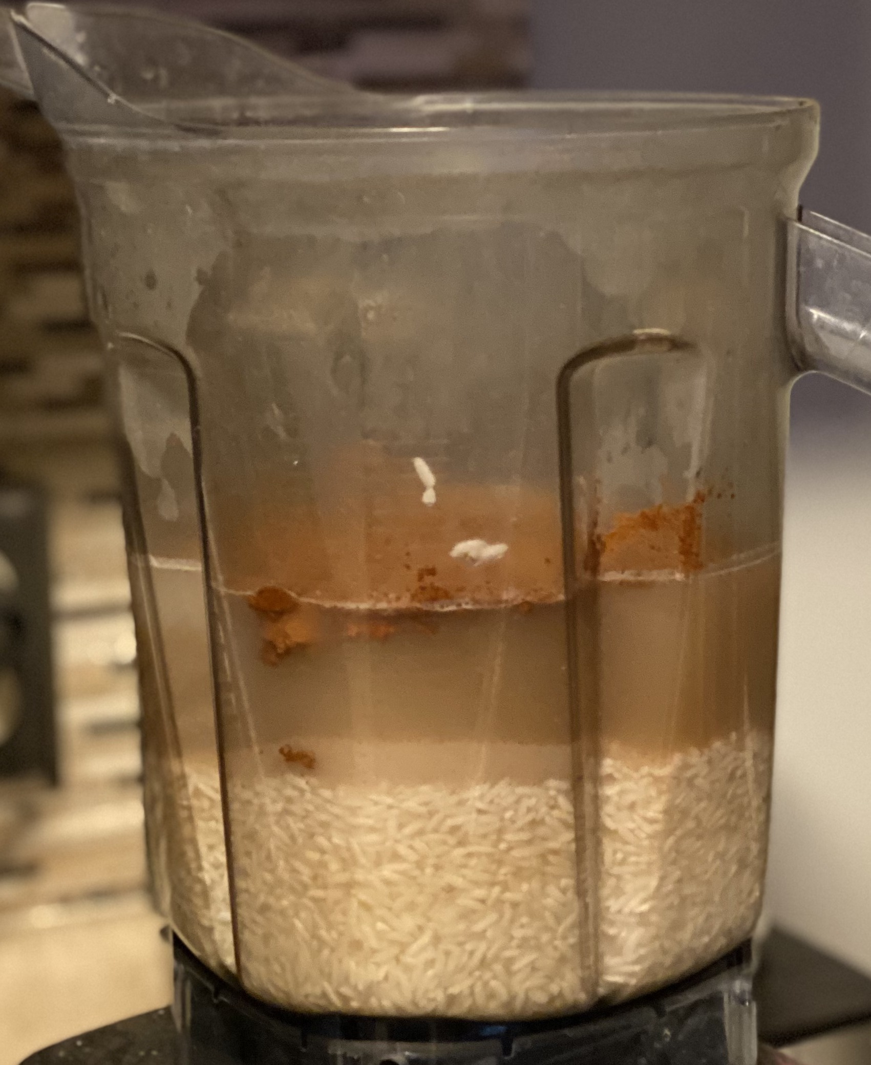 horchata latte recipe: rice mixture in a blender